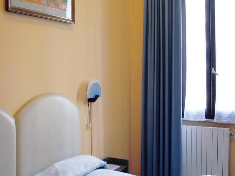 Alessandro A San Pietro Best Bed Рим Екстериор снимка